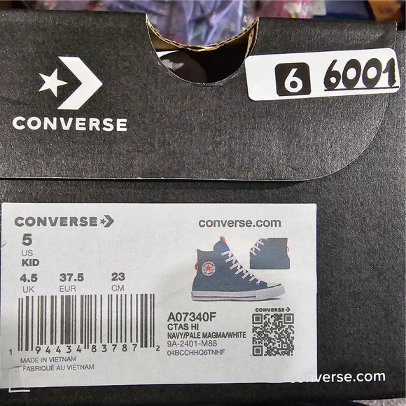 Converse  CTAS Utility Hi Tops Women's Size 7 Navy/Orange  A07340F NWT - Picture 8 of 8